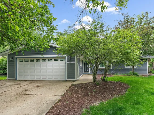 5S542 Tartan Ln, Naperville, IL 60563