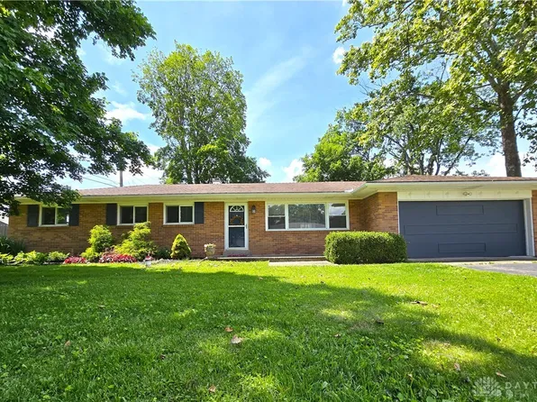 3363 Maplewood Dr, Dayton, OH 45434