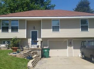 512 Vine St, Platte City, MO 64079