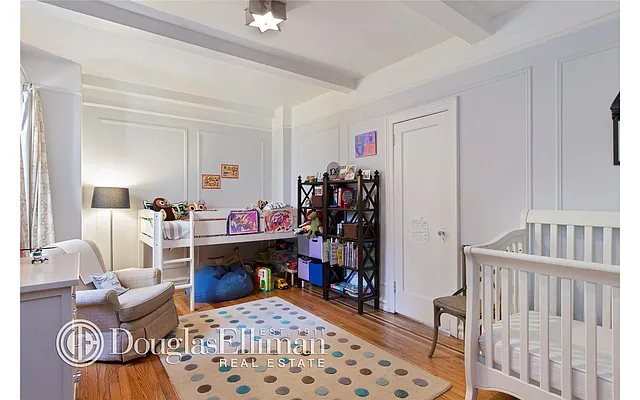 Sold by Douglas Elliman | media 19