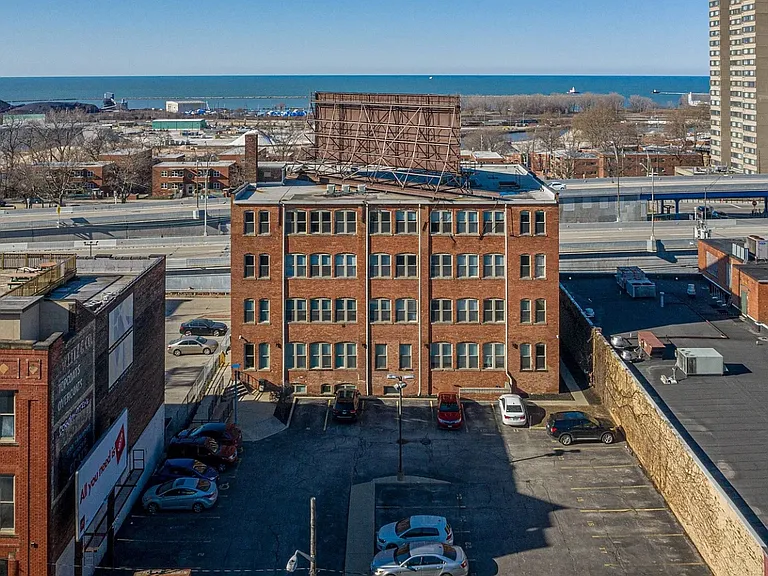 2820 Detroit Ave #204 — Photo 9