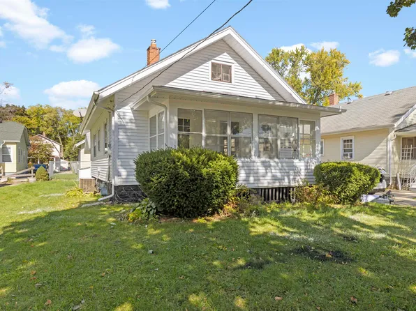 1315 Yonge St, Rockford, IL 61103