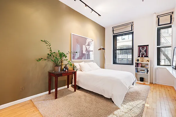 Sold by Compass | media 4