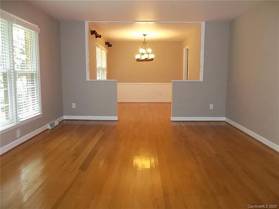 5th image of 5718 Lansing Dr