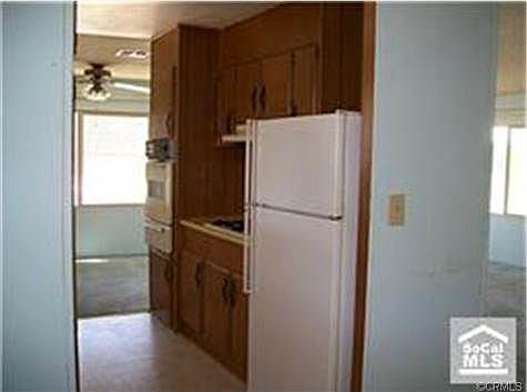 3rd image of 137 N Palomar Ave