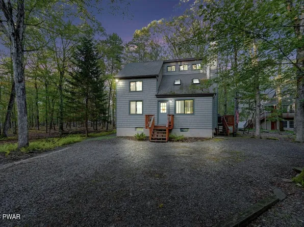 183 Robin Way, Lackawaxen, PA 18435