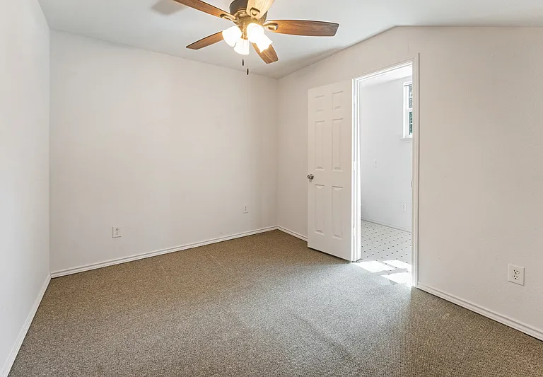 720 Pritchett Ln #5 — Photo 13