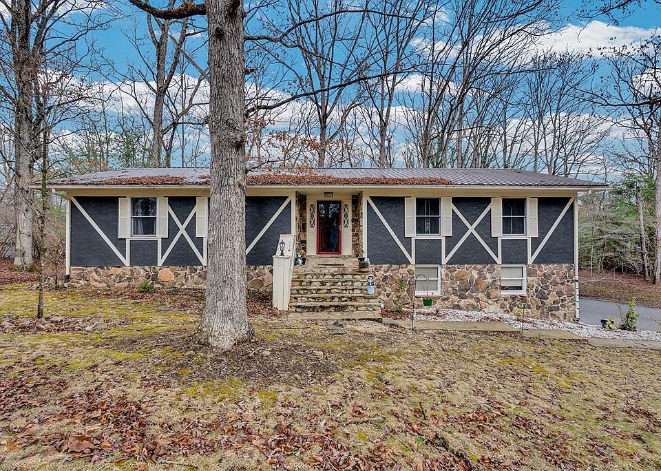 1st image of 148 Camelia Dr