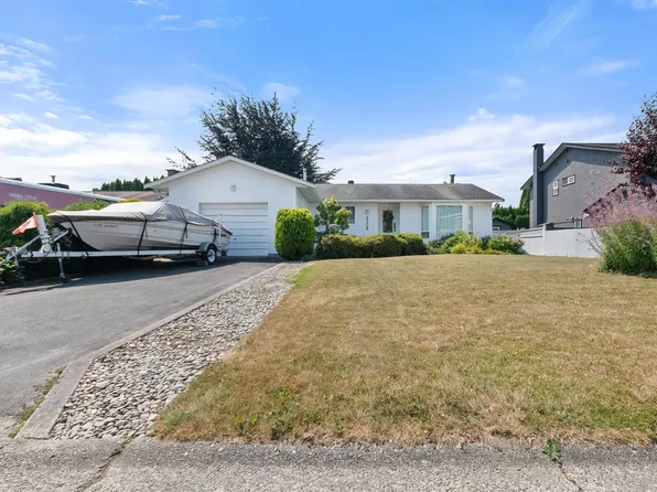 45268 Lenora Cres, Chilliwack, BC V2P 7C4