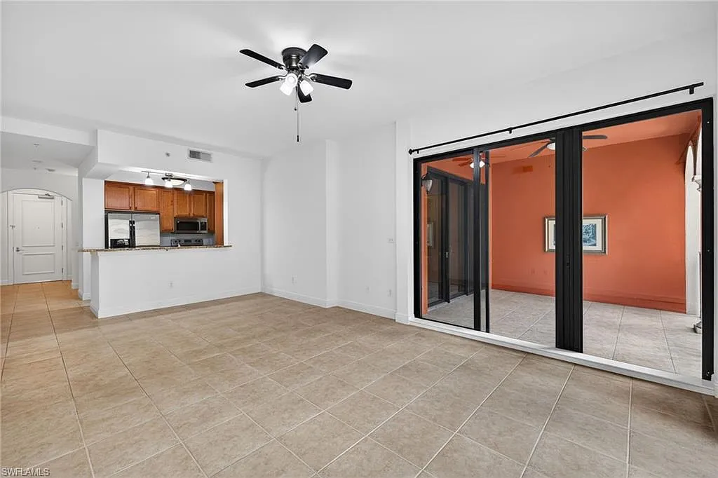 2 bed, 2.0 bath, 1480 sqft, $2,400 — Photo 3