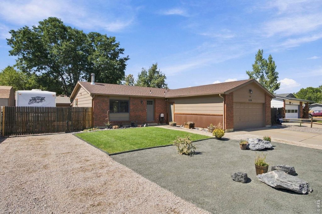 2539 Eugene Dr