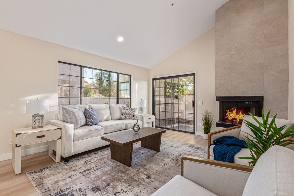 next background image