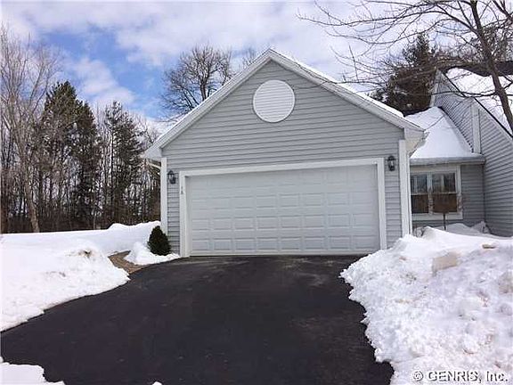 2nd image of 18 Cambridge Cir