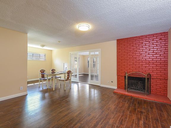 3rd image of 20812 Lycoming St
