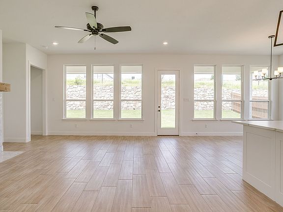 5th image of 6926 Trail Rock Dr