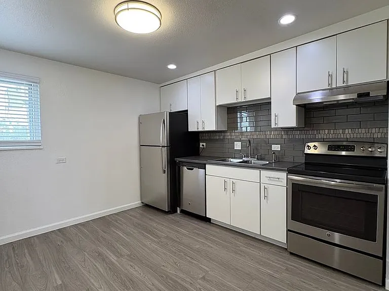 Lime Apartments — Photo 2