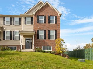 10298 Kerry Ridge Ct, Chicago Ridge, IL 60415