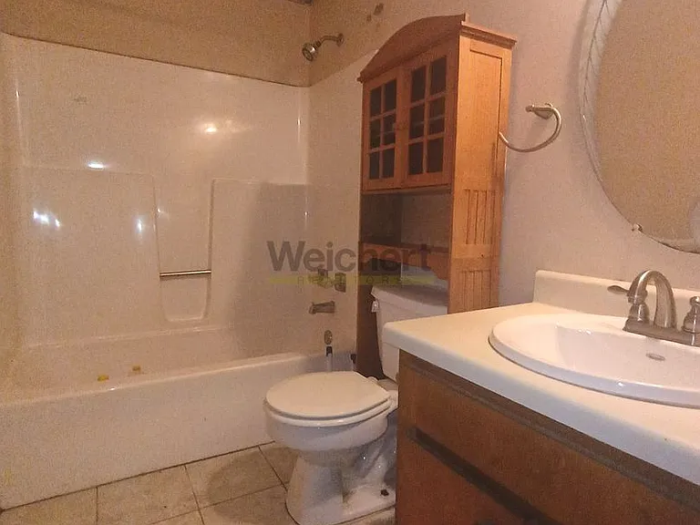 4900 Stidham Ln — Photo 5