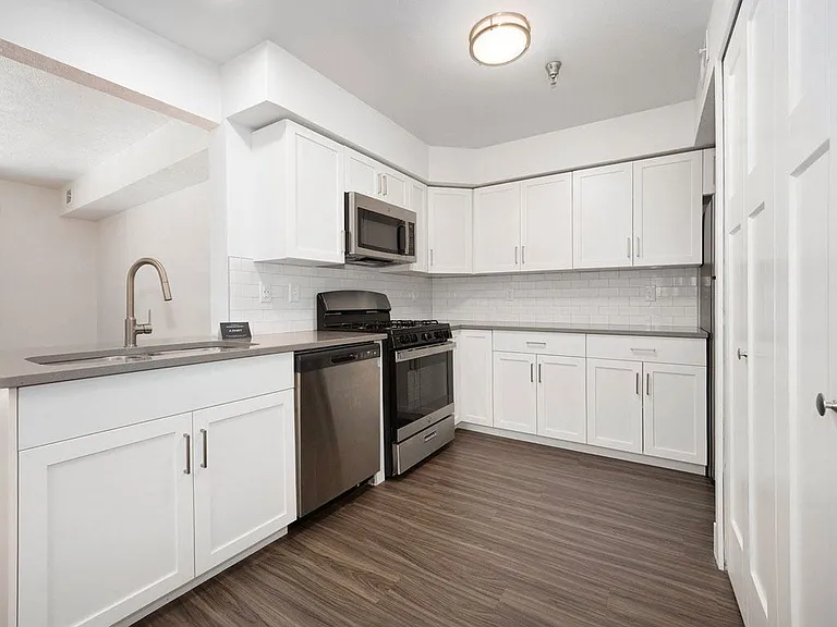 The Highlands Apartments — Photo 45