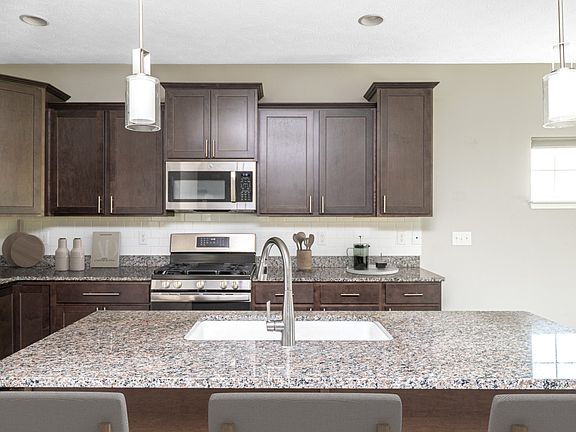 5th image of 3724 River Jordan Cir