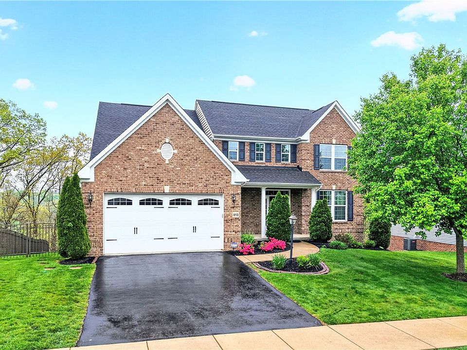 1st image of 813 Balmoral Ct