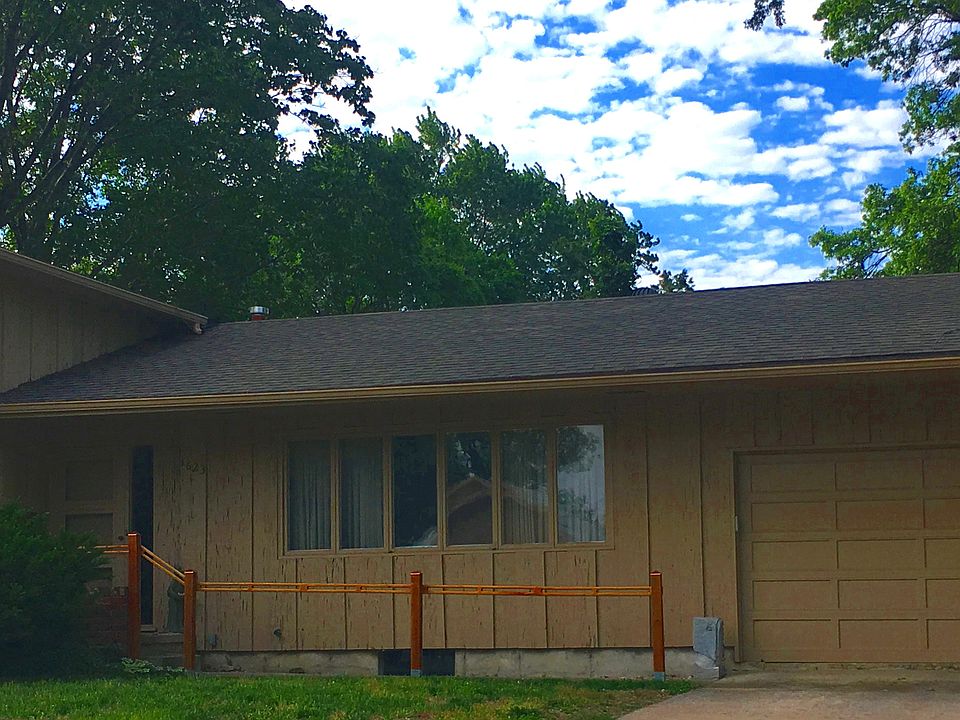 2nd image of 1623 Dudley Ct
