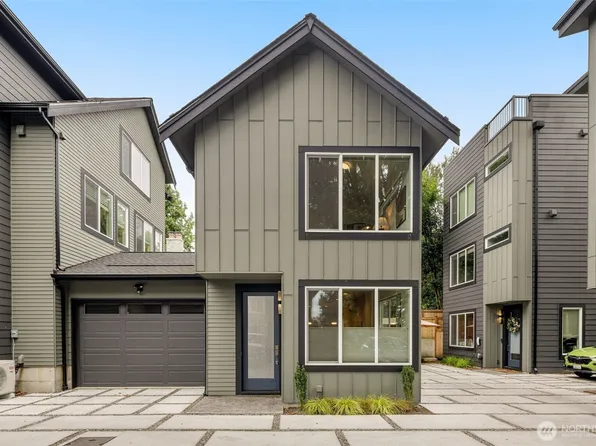 115 B N 105th Street, Seattle, WA 98133