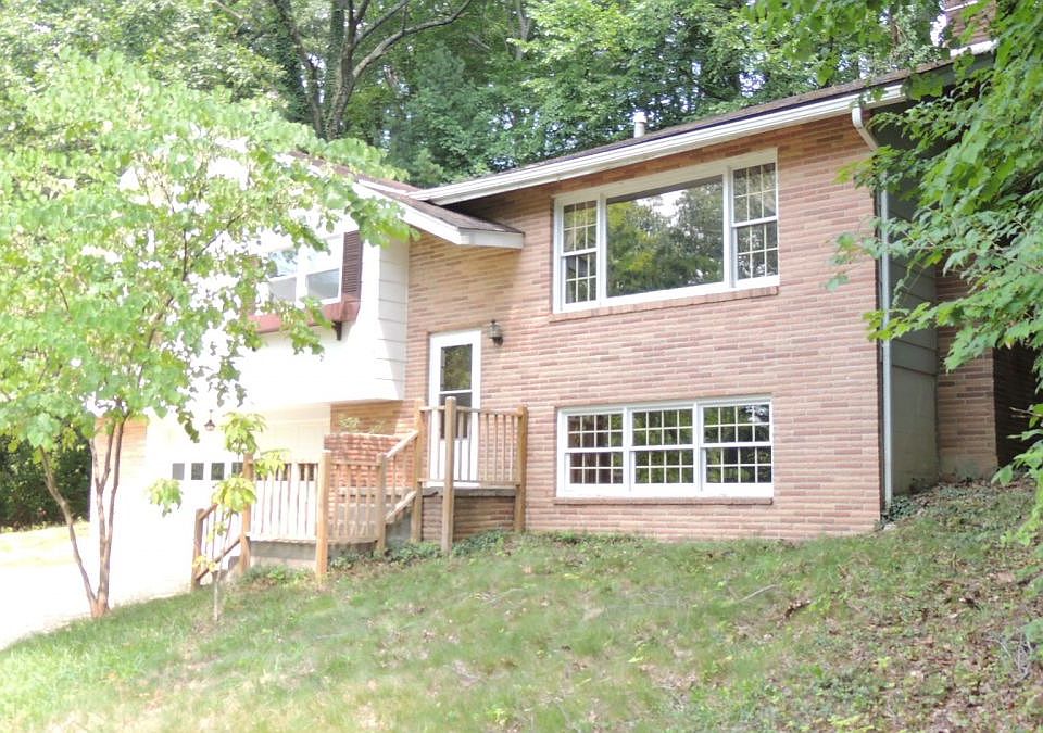 1st image of 19 Joneswood Dr