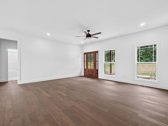 4th image of 130 Bilbrey Rd
