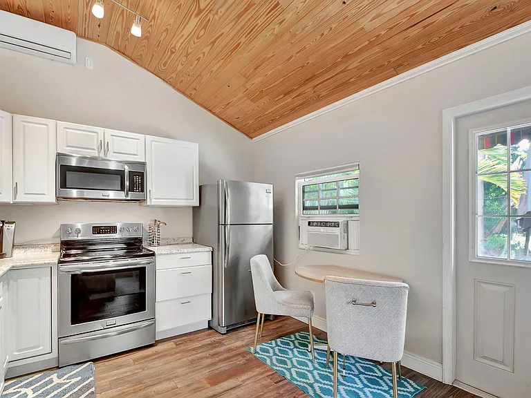 1409 Georgia Ave #B — Photo 5