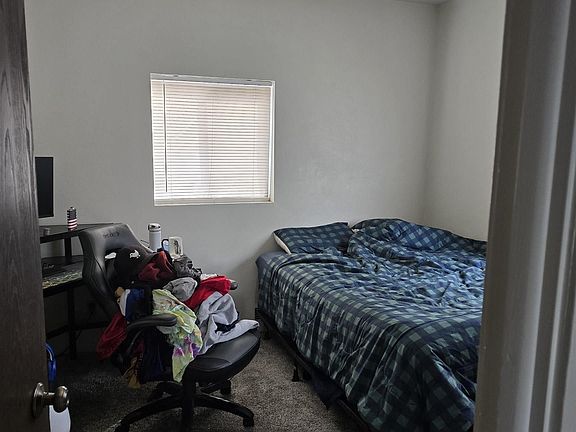 5th image of 612 10th St