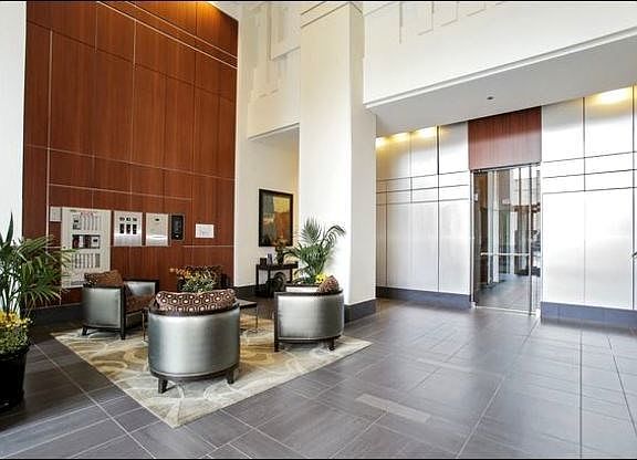 2nd image of 1400 S Michigan Ave APT 1410