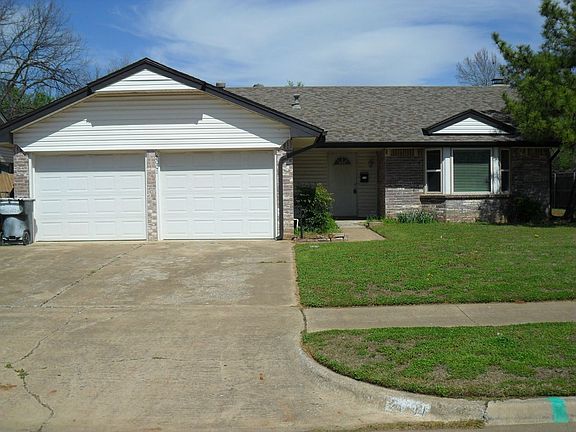 3rd image of 2001 La Dean Dr