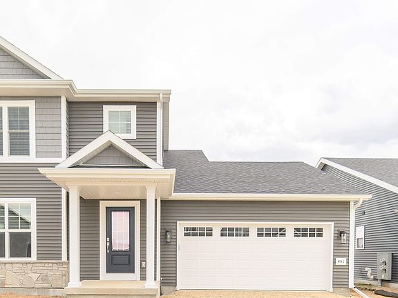 3rd image of 6542 Prairie Wood Dr