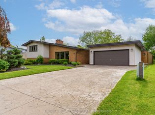 93 Riverview Blvd, Saint Catharines, ON L2T 3M3