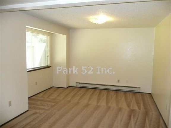 4th image of 8211 111th St E