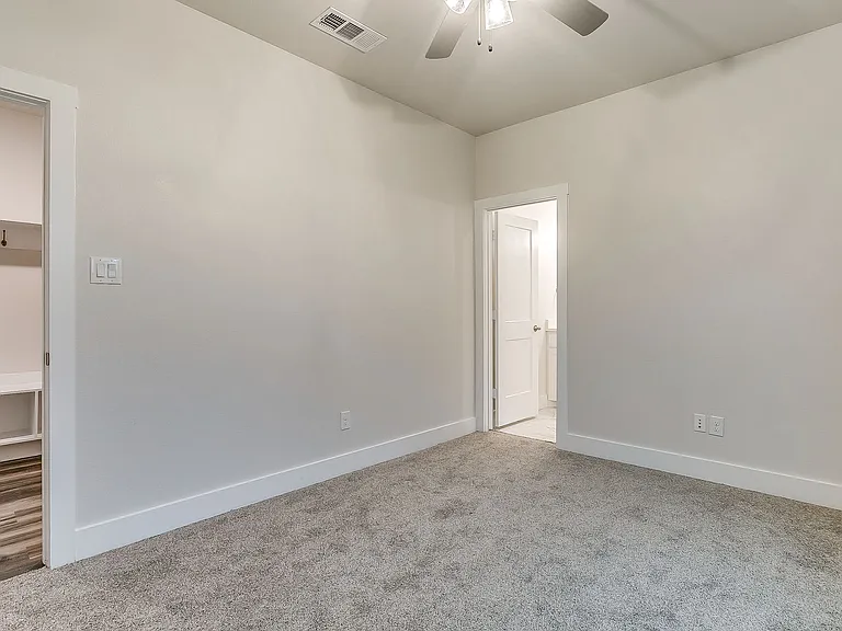 3147 Forest Park Blvd #FP-2028 — Photo 13