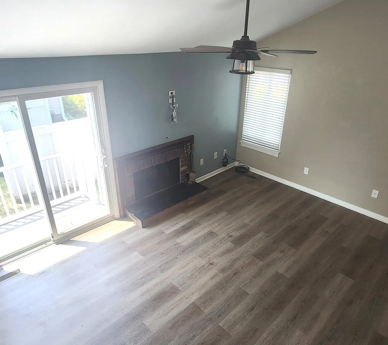 2 bed, 1.5 bath, 1065 sqft, $3,100 — Photo 4