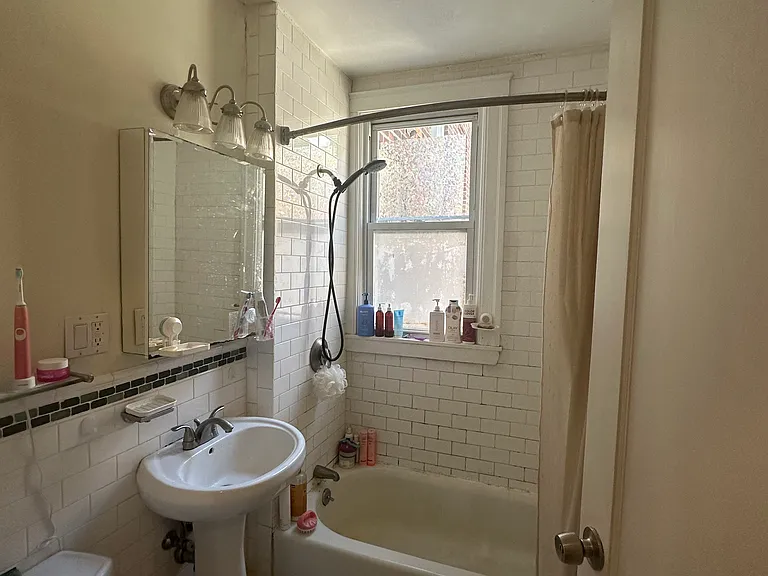 229 Freeman St #3 — Photo 16