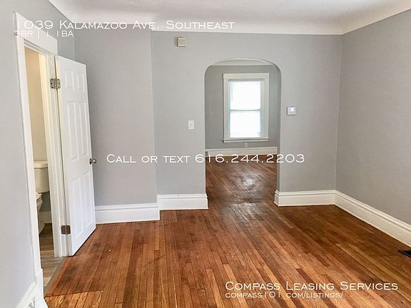 5th image of 1039 Kalamazoo Ave SE