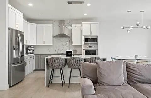 7811 Babine Dr — Photo 12