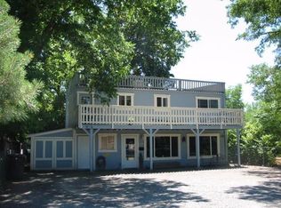 729 SW G St, Grants Pass, OR 97526