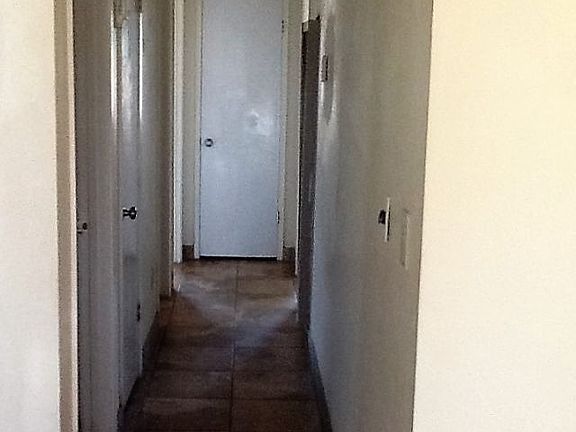 3rd image of 2244 W Dennett Ave