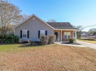 380 Hickory St, Social Circle, GA 30025