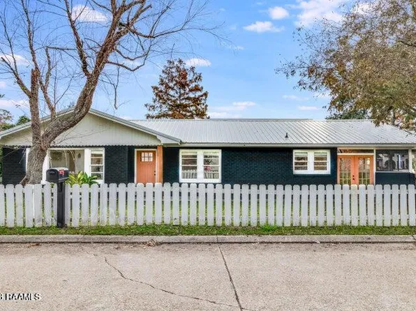 103 Pooler Dr, Lafayette, LA 70503
