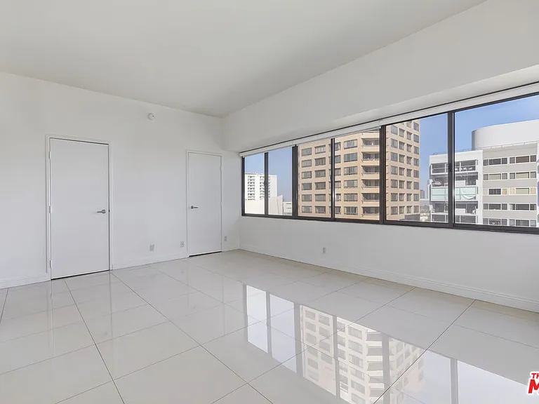 10445 Wilshire Blvd #905 — Photo 6