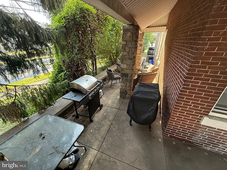 6400 Oxford Ave — Photo 26