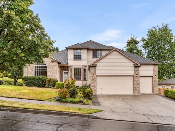 13456 SE Snowfire Dr, Happy Valley, OR 97086
