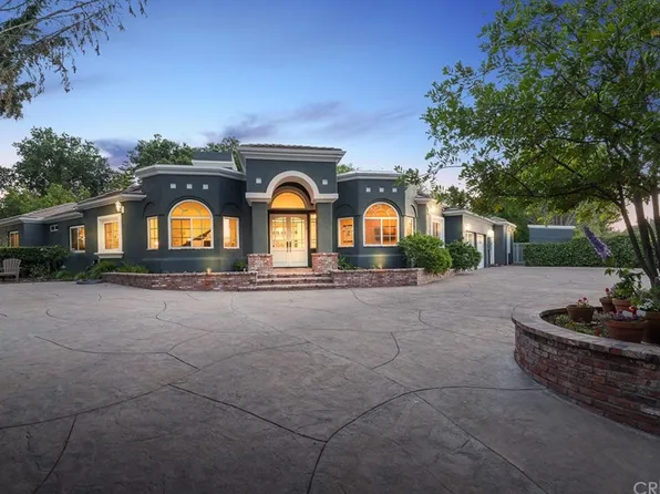 10521 Laramie Ave, Chatsworth, CA 91311