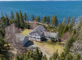 35 Bradbury Ln, Bernard, ME 04612